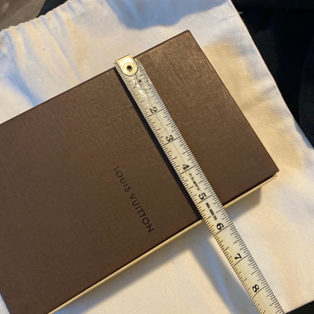 Louis Vuitton Chocolate Brown Gift Box - Picture 7 of 8